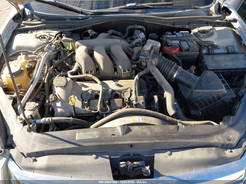 3FAHP08139R189340 2009 FORD FUSION photo no. 10