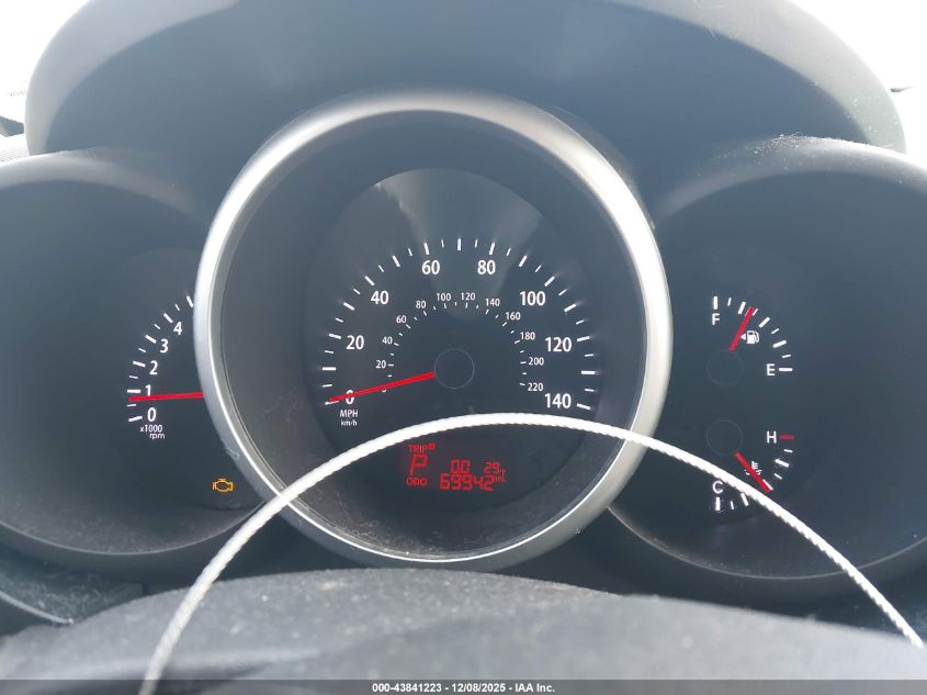 2013 Kia Soul + VIN: KNDJT2A67D7501152 Lot: 43841223