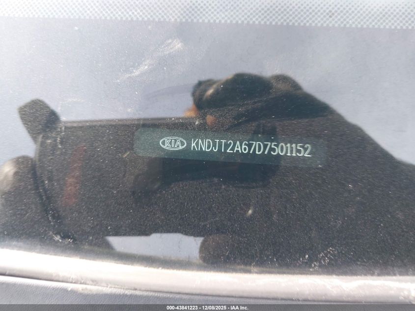 2013 Kia Soul + VIN: KNDJT2A67D7501152 Lot: 43841223