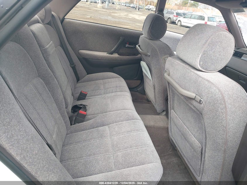 0000JZS1550071085 1997   photo no. 8