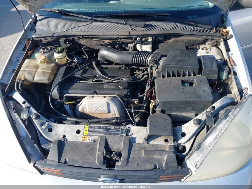 1FAHP34391W108416 2001 FORD FOCUS photo no. 10