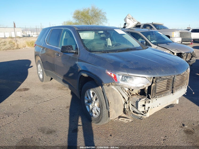 CHEVROLET TRAVERSE 2018. Lot# 43841280. VIN 1GNERFKW4JJ283764. Photo 1