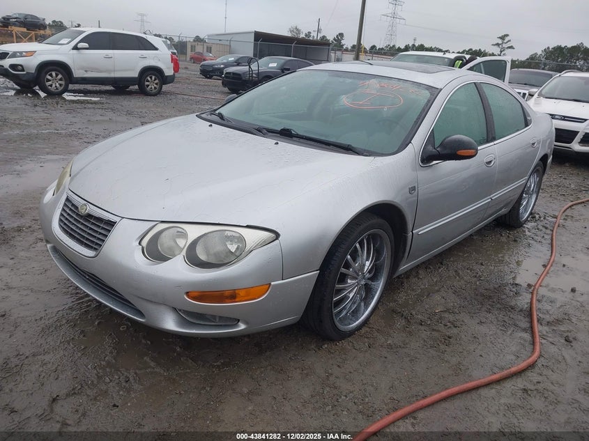 2C3HE66G64H692542 2004 CHRYSLER 300M photo no. 2