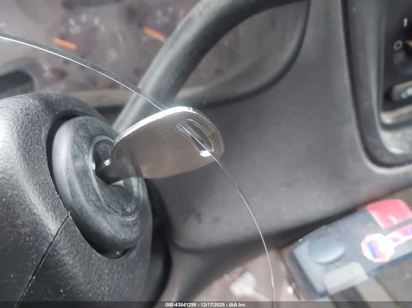 2004 Chevrolet Silverado 1500 Ls VIN: 1GCEK19T74Z111133 Lot: 43841298