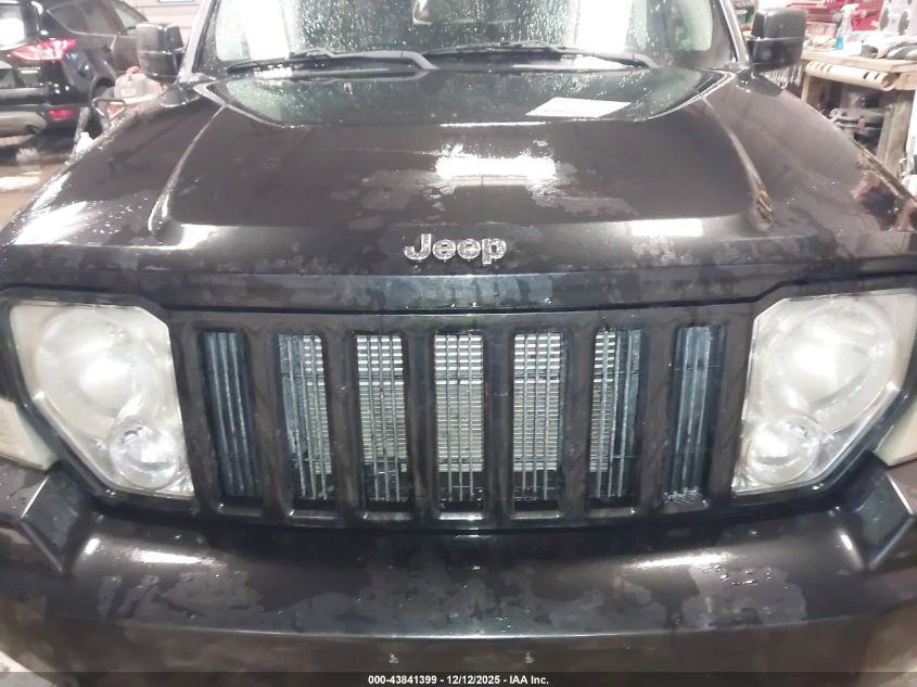 2008 Jeep Liberty Sport VIN: 1J8GN28K98W198015 Lot: 43841399