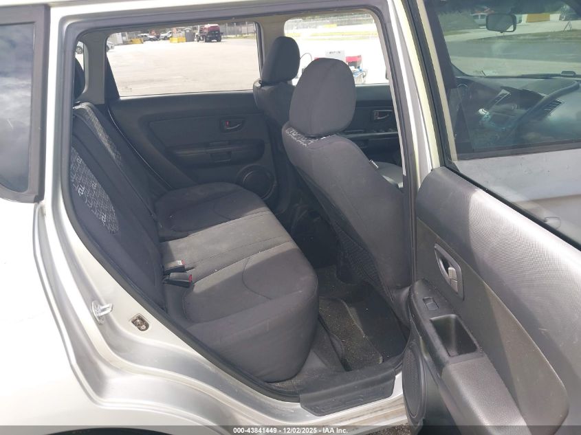 2011 Kia Soul + VIN: KNDJT2A27B7329943 Lot: 43841449