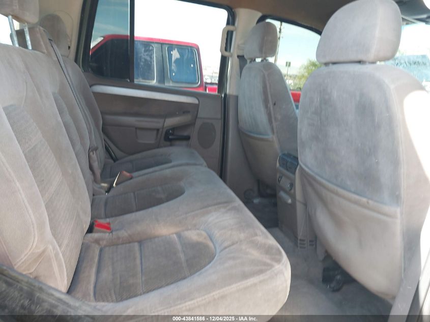 2004 Ford Explorer Nbx/Xlt VIN: 1FMZU73K64ZA52053 Lot: 43841586