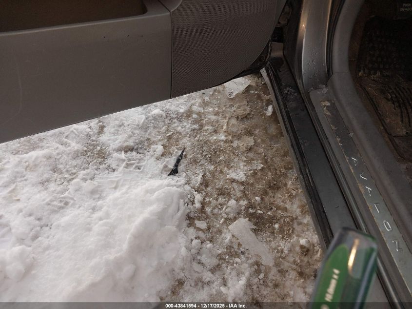 2005 Toyota Avalon Limited VIN: 4T1BK36B25U049922 Lot: 43841594