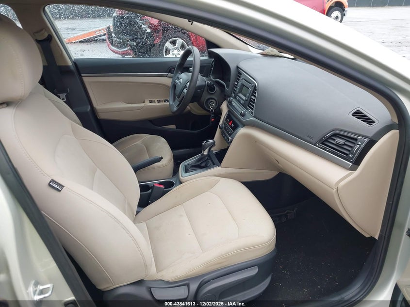 5NPD74LF6HH199638 2017 HYUNDAI ELANTRA photo no. 5