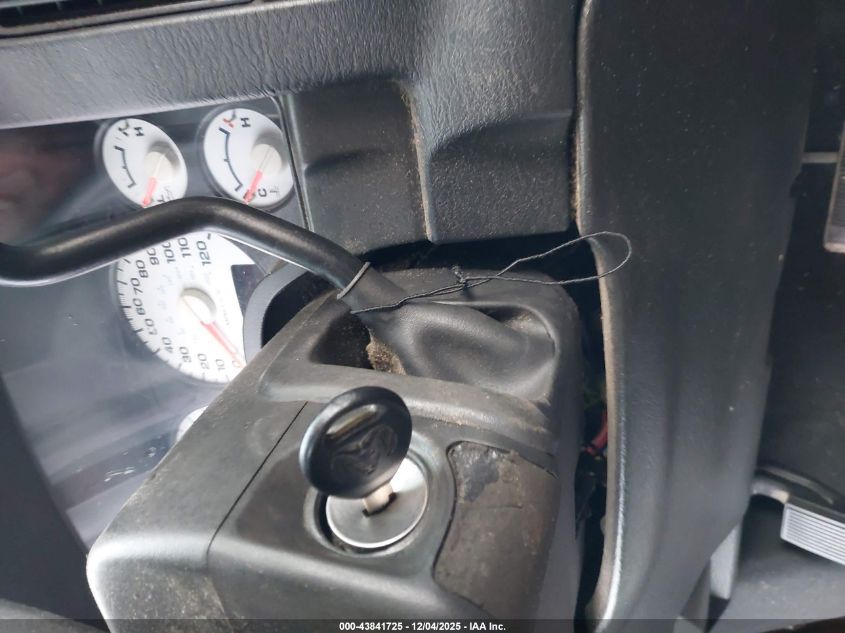 2005 Dodge Ram 1500 Slt/Laramie VIN: 1D7HU18D55S270881 Lot: 43841725