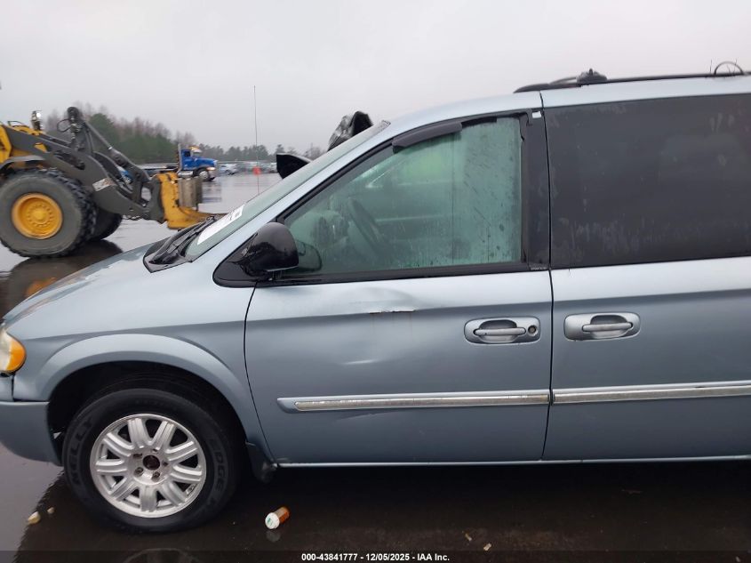 2005 Chrysler Town & Country Touring VIN: 2C8GP54L75R263349 Lot: 43841777