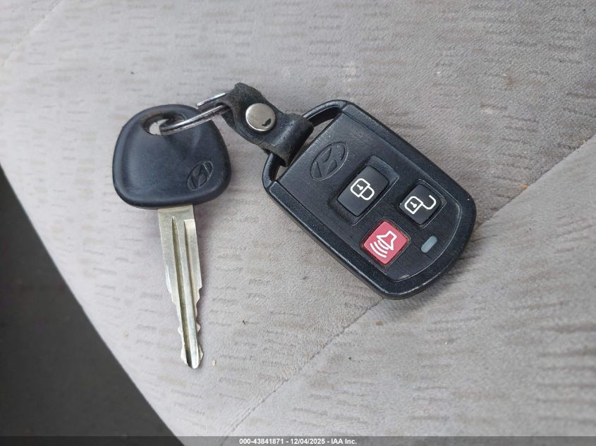 2005 Hyundai Elantra Gls/Gt VIN: KMHDN46D85U124341 Lot: 43841871