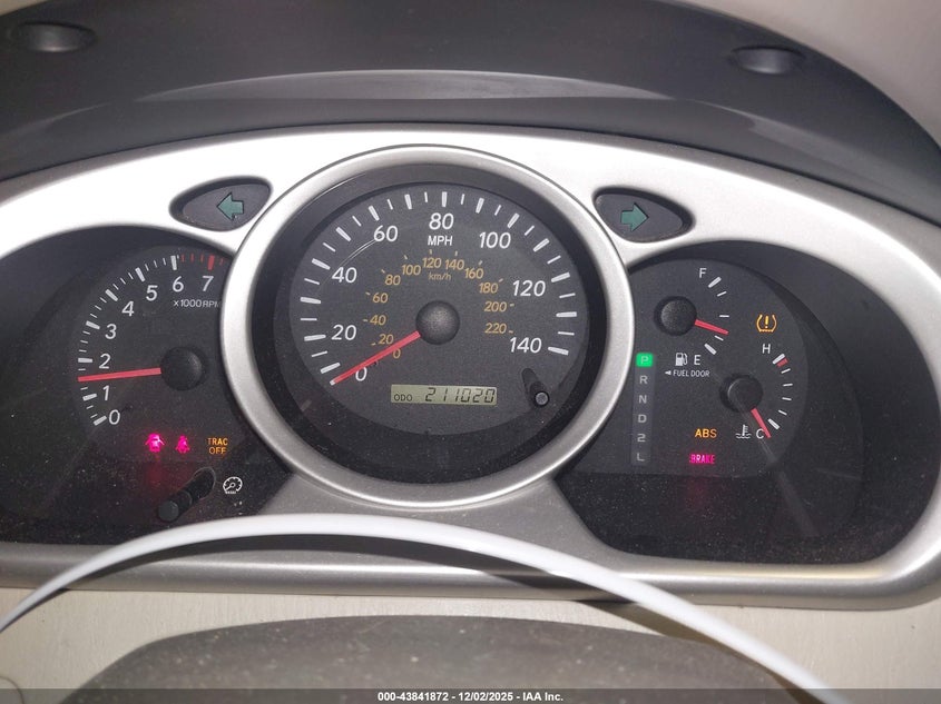 JTEDD21AX50113675 2005 TOYOTA HIGHLANDER photo no. 7