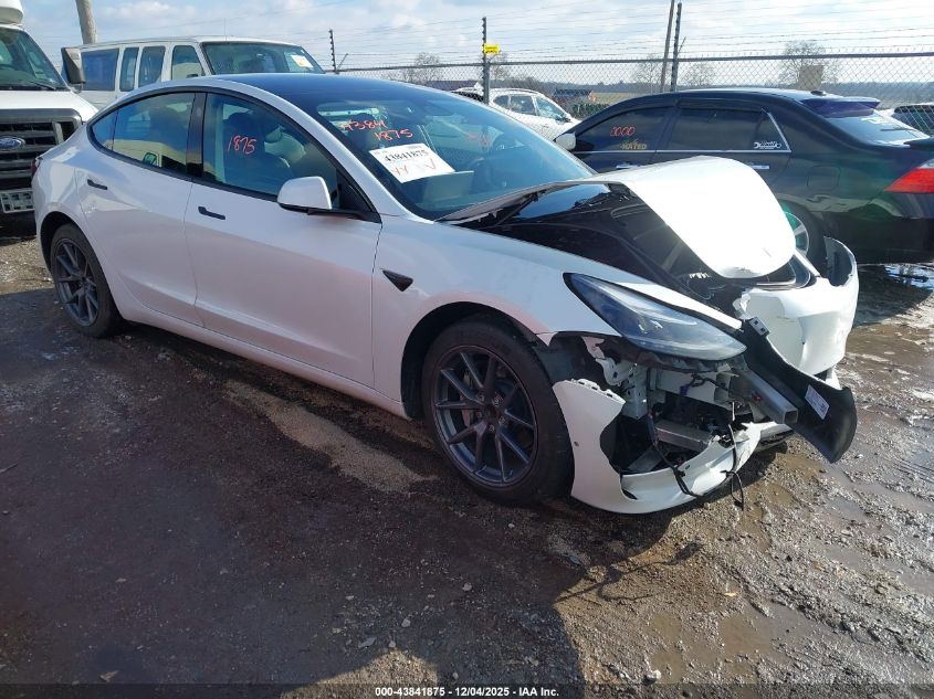 TESLA MODEL 3 REAR-WHEEL DRIVE