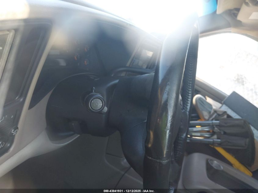 2005 Chevrolet Tahoe Ls VIN: 1GNEC13T05J220188 Lot: 43841931