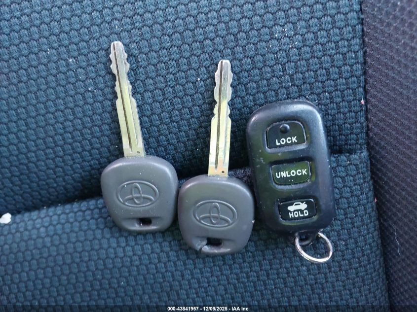 2007 Toyota Matrix Xr VIN: 2T1KR32E27C627534 Lot: 43841957