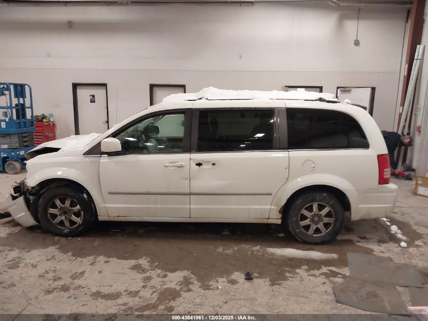 2009 Chrysler Town & Country Touring VIN: 2A8HR54189R573068 Lot: 43841961