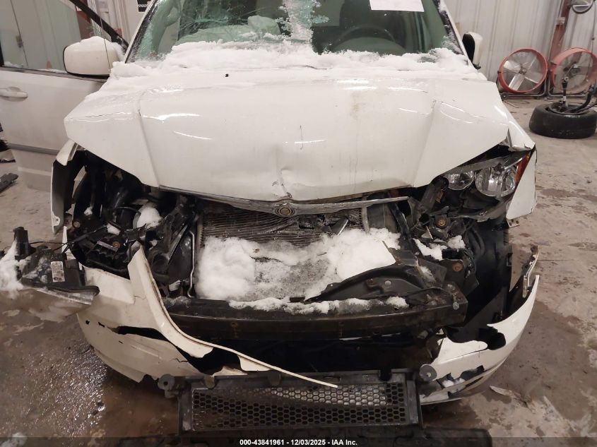 2009 Chrysler Town & Country Touring VIN: 2A8HR54189R573068 Lot: 43841961