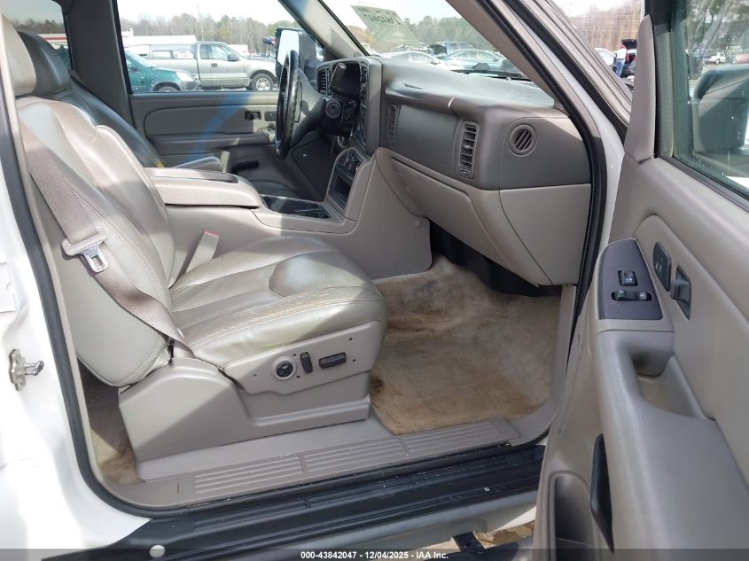 2005 Chevrolet Suburban 1500 Z71 VIN: 3GNFK16Z85G204247 Lot: 43842047