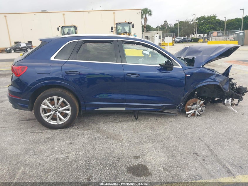 WA1DECF34S1010687 2025 AUDI Q3 photo no. 14