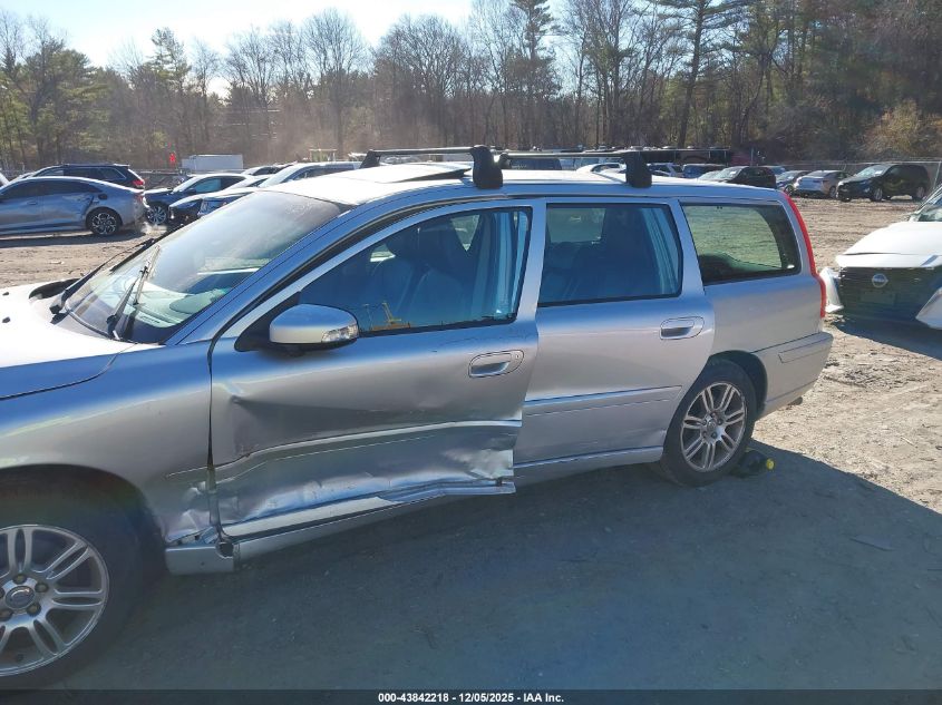 2007 Volvo V70 2.4 VIN: YV1SW612X72642339 Lot: 43842218