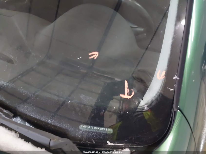 1999 Volkswagen Jetta Gl VIN: 3VWRA29M6XM073433 Lot: 43842249