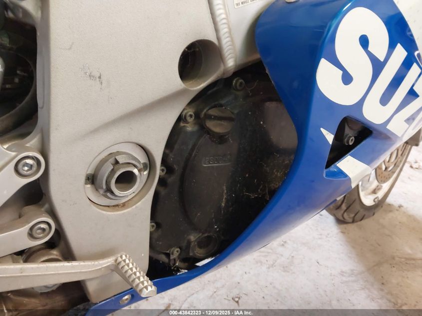 2002 Suzuki Gsx-R750 VIN: JS1GR7HA822107292 Lot: 43842323