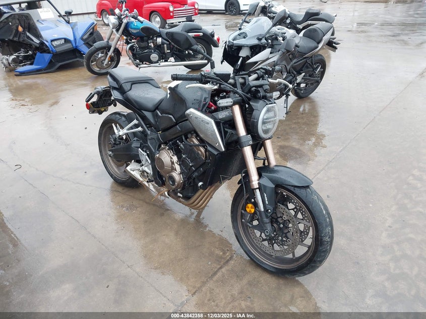 MLHRH0256L5100553 HONDA CB650 Photo 1