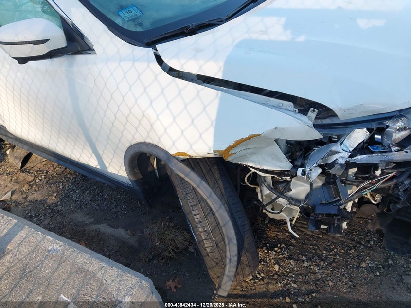 2017 Nissan Rogue Sv
