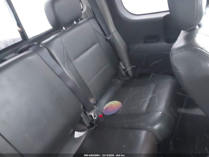 2004 Nissan Titan Le VIN: 1N6AA06B84N527994 Lot: 43842564