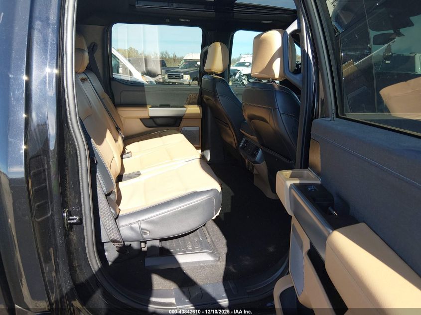 2024 Ford F-350 Lariat VIN: 1FT8W3DM1REC08209 Lot: 43842610