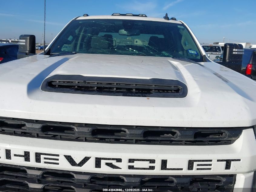 2022 Chevrolet Silverado 2500Hd 4Wd Standard Bed Custom VIN: 1GC4YME78NF196622 Lot: 43842660