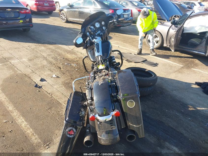 2013 Harley-Davidson Flhx Street Glide VIN: 1HD1KBM12DB652642 Lot: 43842717