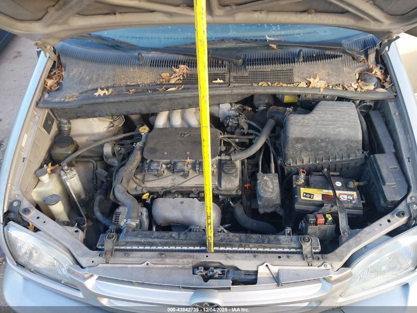 2000 Toyota Sienna Xle VIN: 4T3ZF13C6YU246348 Lot: 43842739