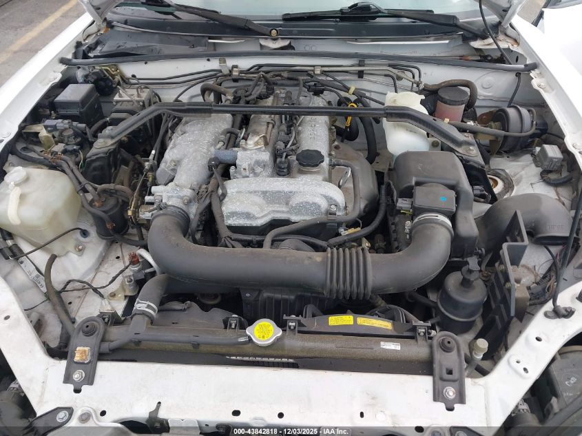 2004 Mazda Mx-5 Miata Ls VIN: JM1NB353940400732 Lot: 43842818