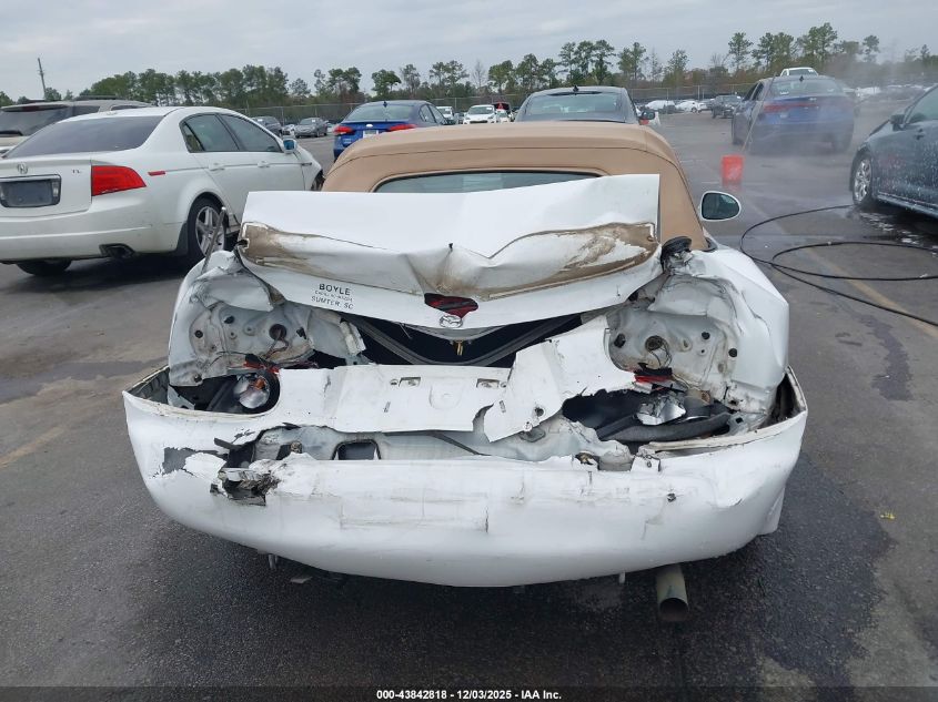 2004 Mazda Mx-5 Miata Ls VIN: JM1NB353940400732 Lot: 43842818