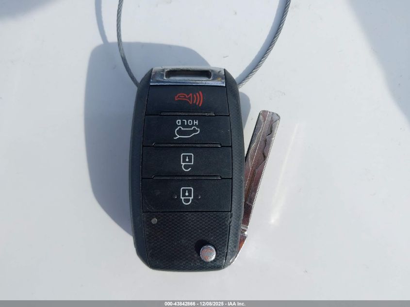 2015 Kia Sorento Lx VIN: 5XYKTDA66FG570095 Lot: 43842866