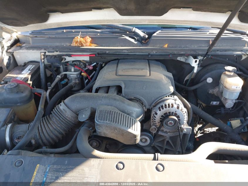 2008 GMC Yukon VIN: 1GKFC13128R176054 Lot: 43842898