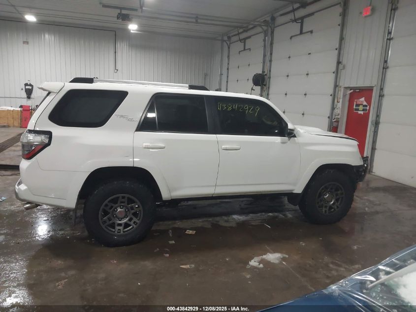 2018 Toyota 4Runner Trd Off Road Premium VIN: JTEBU5JR8J5555141 Lot: 43842929