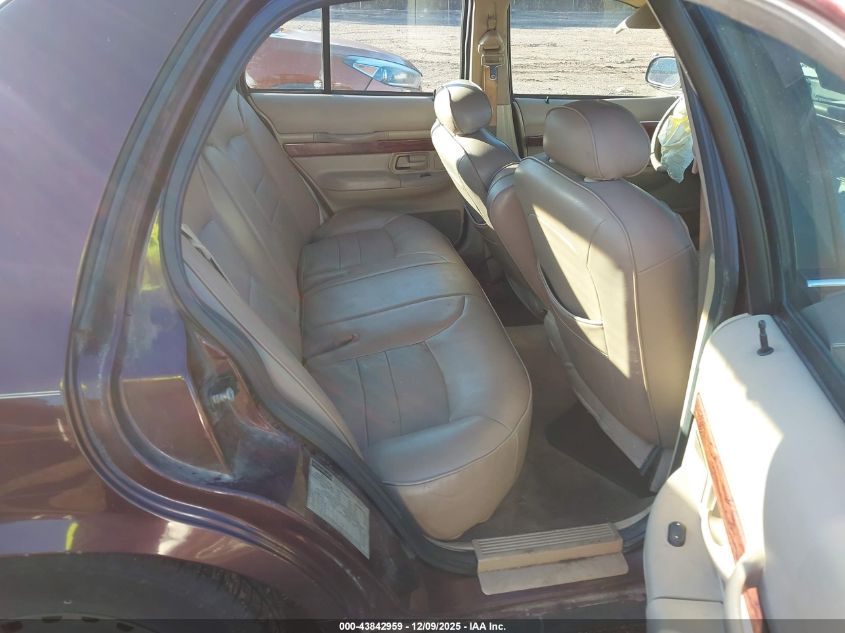 2001 Mercury Grand Marquis Gs VIN: 2MEFM74W71X715218 Lot: 43842959