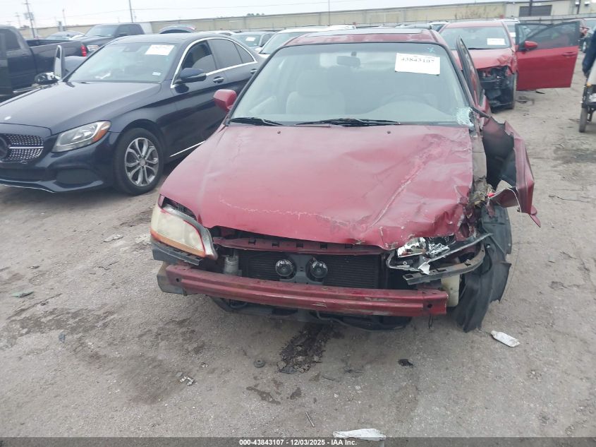 2002 Honda Accord 2.3 Ex/2.3 Se VIN: 1HGCG66812A040823 Lot: 43843107