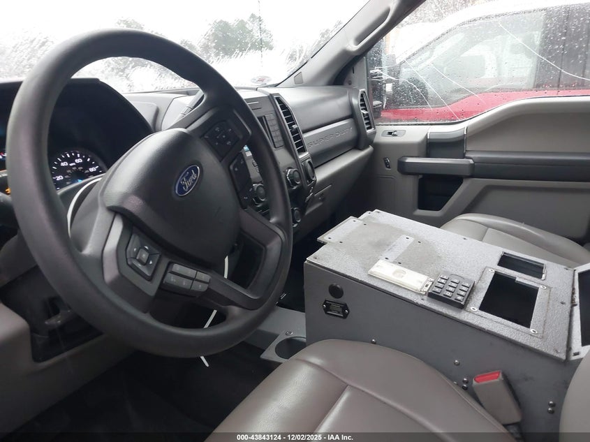 1FD0X5HT7HEF49955 2017 FORD F550 photo no. 7