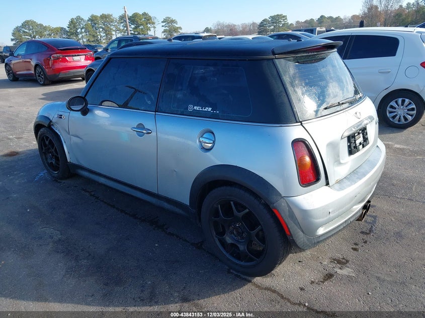 WMWRE33494TD89301 2004 MINI COOPER photo no. 3
