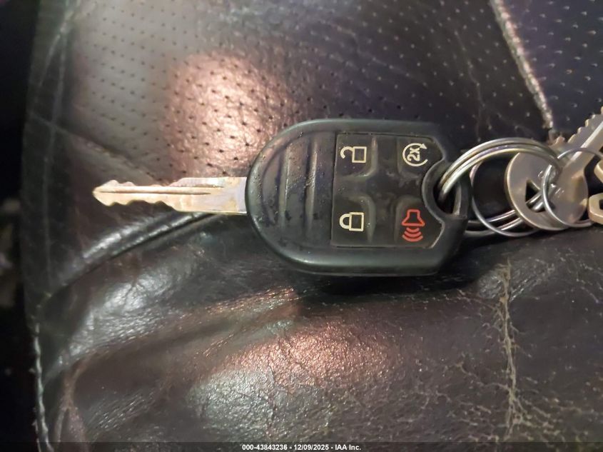 2011 Ford F-350 Lariat VIN: 1FT8X3BT6BEC79709 Lot: 43843236