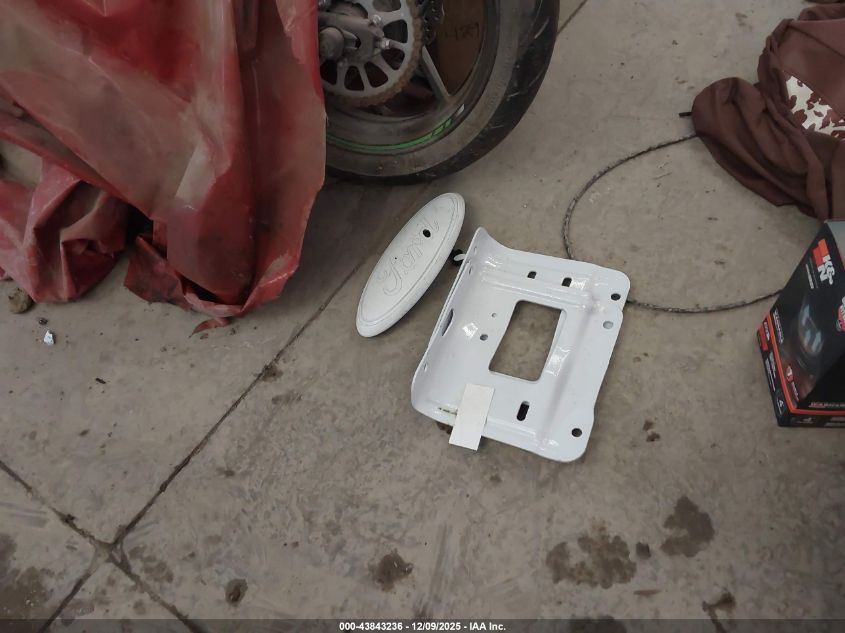 2011 Ford F-350 Lariat VIN: 1FT8X3BT6BEC79709 Lot: 43843236