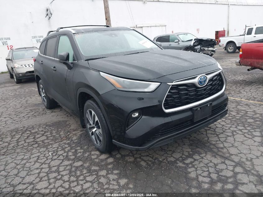 TOYOTA HIGHLANDER HYBRID XLE