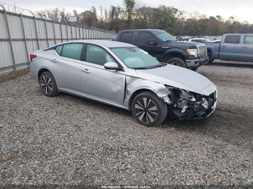 NISSAN ALTIMA SV INTELLIGENT AWD