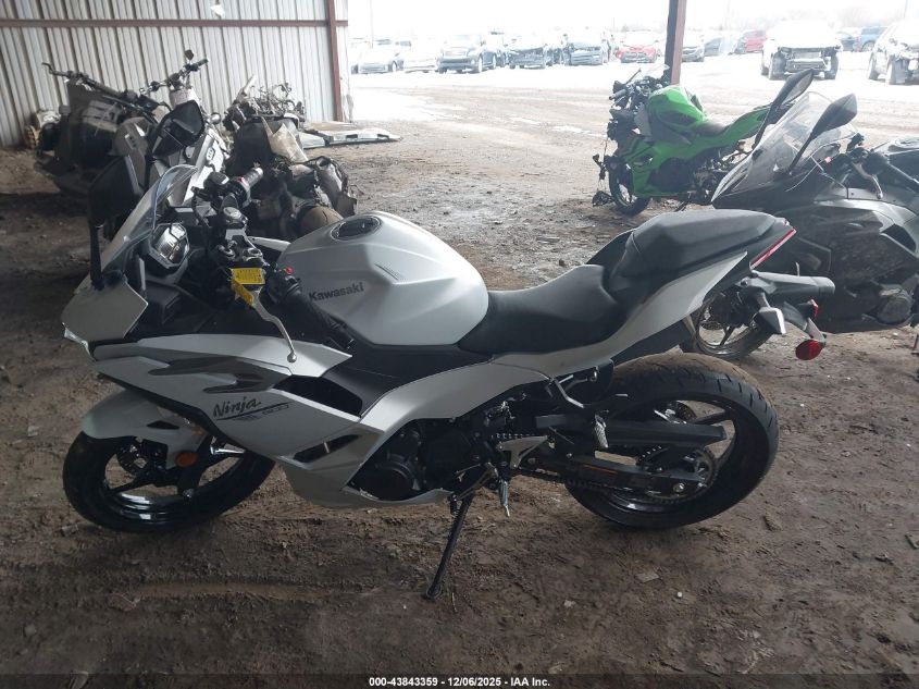 2025 Kawasaki Ex500 VIN: ML5EXGG19SDA69870 Lot: 43843359