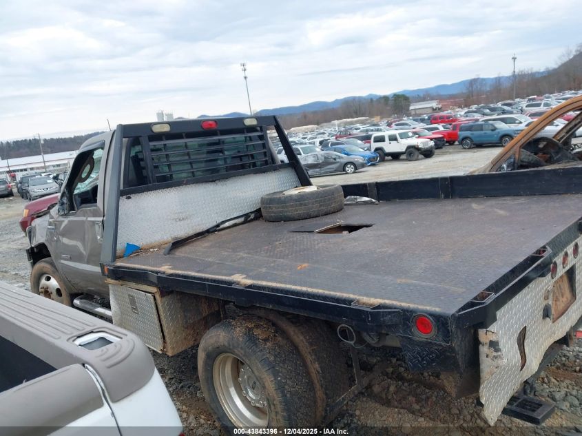 2005 Ford F-350 Xl/Xlt VIN: 1FDWF37P15EB24197 Lot: 43843396