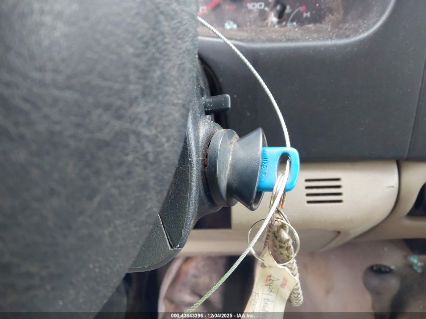 2005 Ford F-350 Xl/Xlt VIN: 1FDWF37P15EB24197 Lot: 43843396